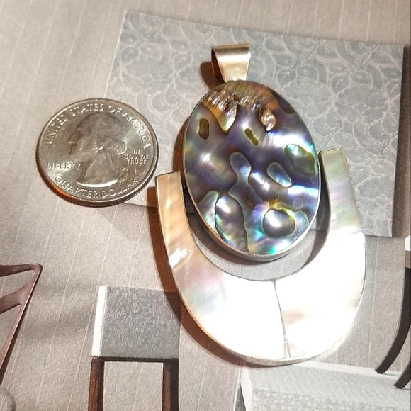 1960s Modernist Designer Abalone MOP Hinged Sterling Pendant - Picture 8 of 8